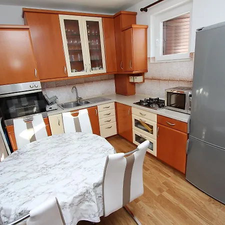 Apartment Idyllisches Nahe Dem Zentrum Und Von Rovinj