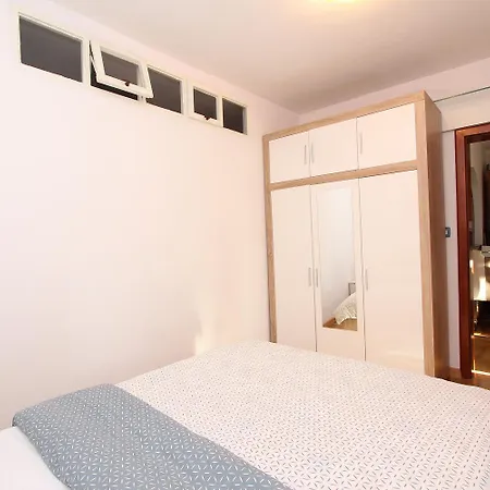 Appartement Idyllisches Nahe Dem Zentrum Und Von